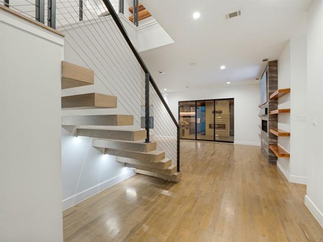 Foto del edificio - 5615 Brookstown Dr
