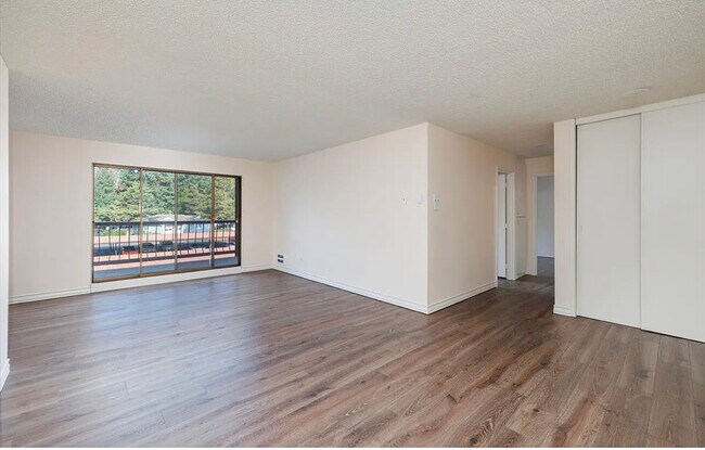 Foto del edificio - 45 Eagle Crest Dr