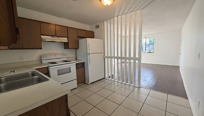 Photo - First floor 2/1 Available for Move in! Affordable and Conveniently Located! House