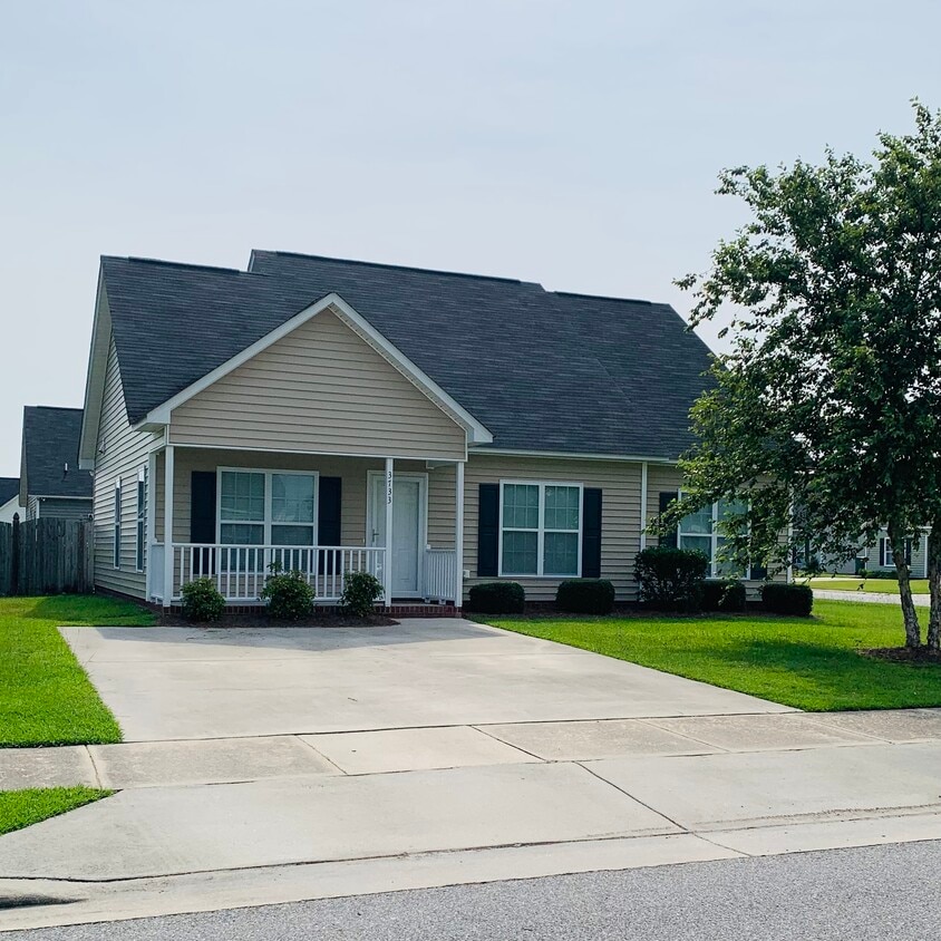 3733 Tifgreen Dr, Greenville, NC 27834 House Rental in Greenville, NC