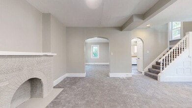 Building Photo - 3222 W 94th St