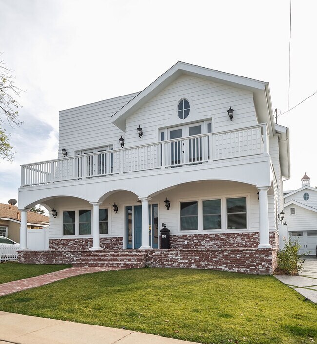 Foto del edificio - 400 E Sycamore Ave