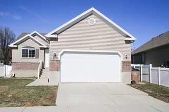 Building Photo - 356 Clintwood Dr