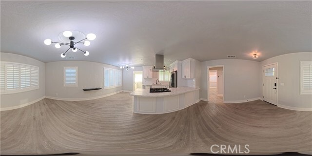 Building Photo - 211 N Pasadena Ave