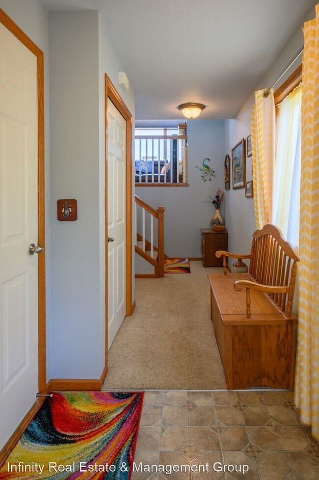 Building Photo - 3 br, 3 bath House - 1463 Belvior Ln NE