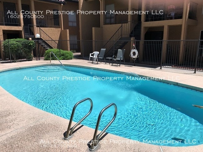 Building Photo - 1831 W Mulberry Dr