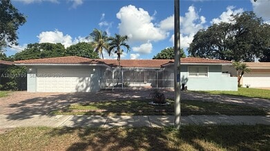 Building Photo - 6365 Miami Lakeway S