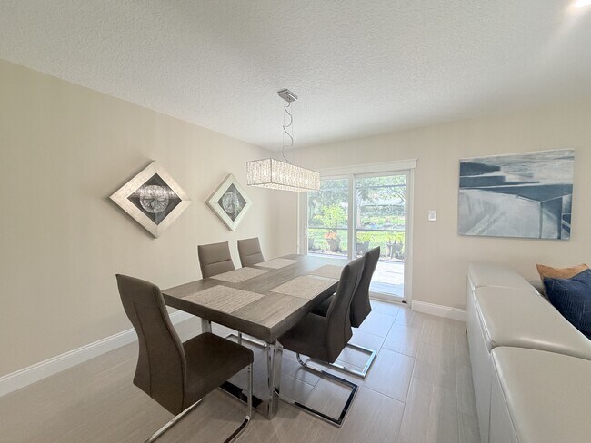 Foto del edificio - 4822 Gamling Ln