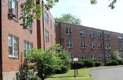 Primary Photo - Eastbrook Towers & Stonebridge Apartments