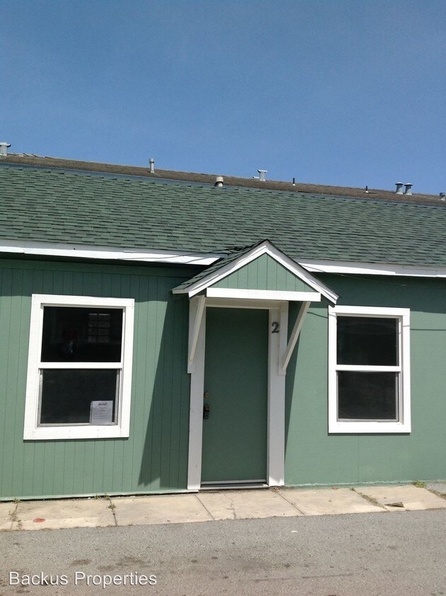 1317 Garner Ave, Salinas, CA 93905 Condo for Rent in Salinas, CA