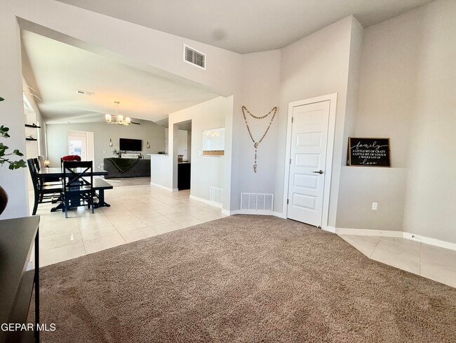 Building Photo - 11860 Ernest Rd