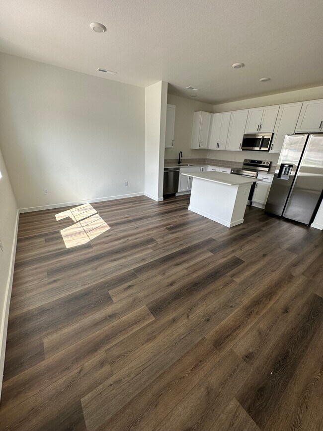 245 Cardinal St, Johnstown, CO 80534 Townhome Rentals in Johnstown CO