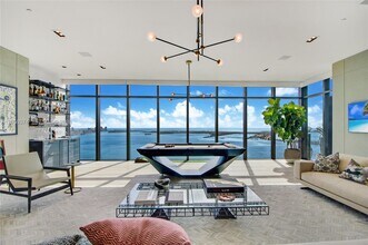 Building Photo - 1451 Brickell Ave
