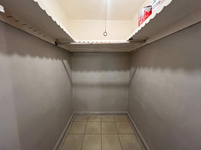 Building Photo - 0 bedroom in SUNNYSIDE NY 11104