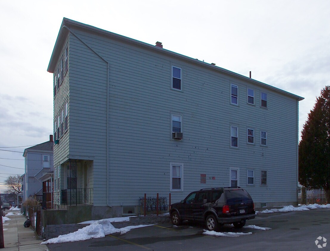 Building Photo - 292 Orange St