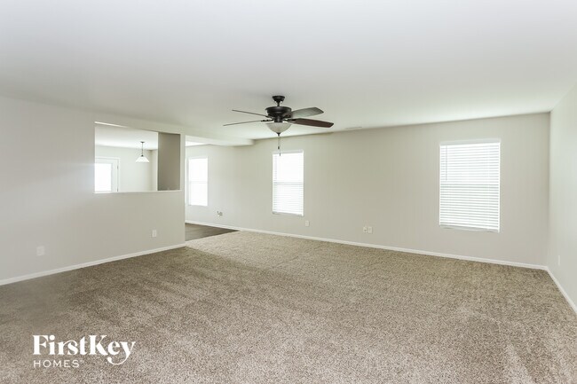 Building Photo - 657 Bright Orchid Ave