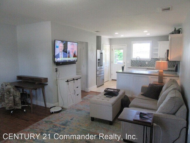 Foto del edificio - 2 br, 1 bath House - 243 Allen Ave