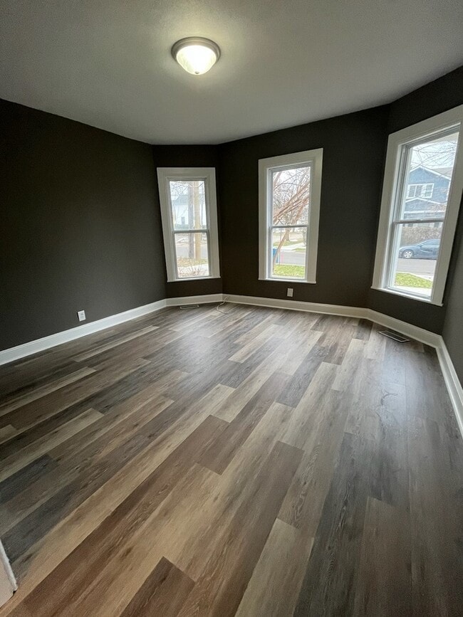 Building Photo - 239 Straight Ave SW