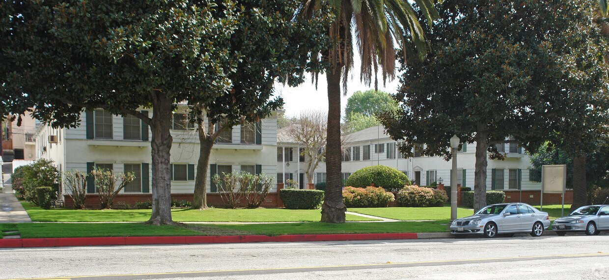 Primary Photo - 628-636 Orange Grove Ave