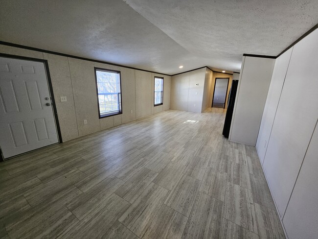 Building Photo - 279 York Harbor