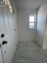 Building Photo - 83 Cornwallis Dr