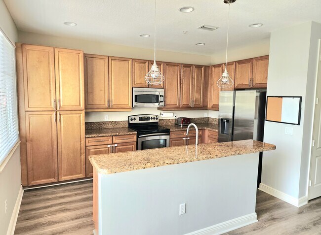 Foto del edificio - 583 NW 35th Pl