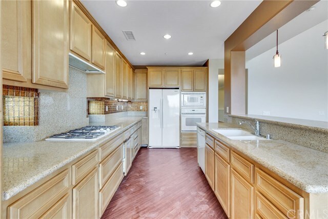 Building Photo - 4003 Balmoral Dr