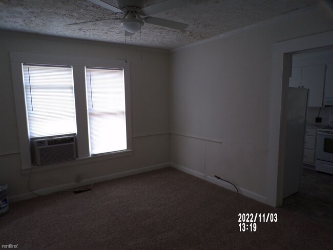 Building Photo - 2 br, 1 bath House - 116 W 12th St