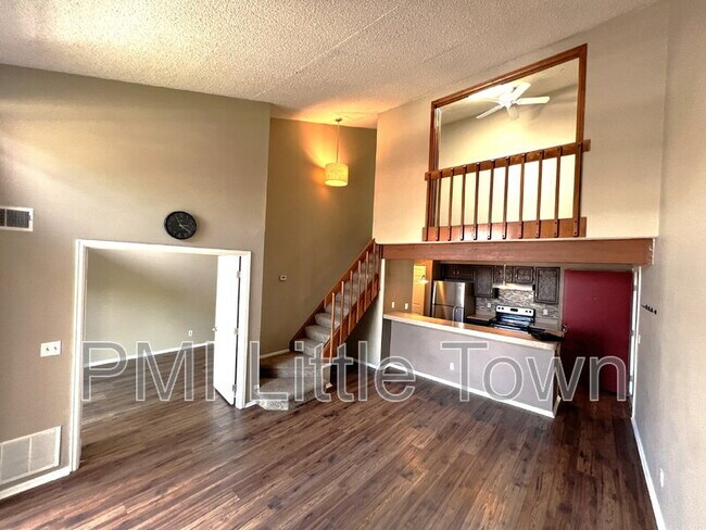 Foto del edificio - 4899 S Dudley St