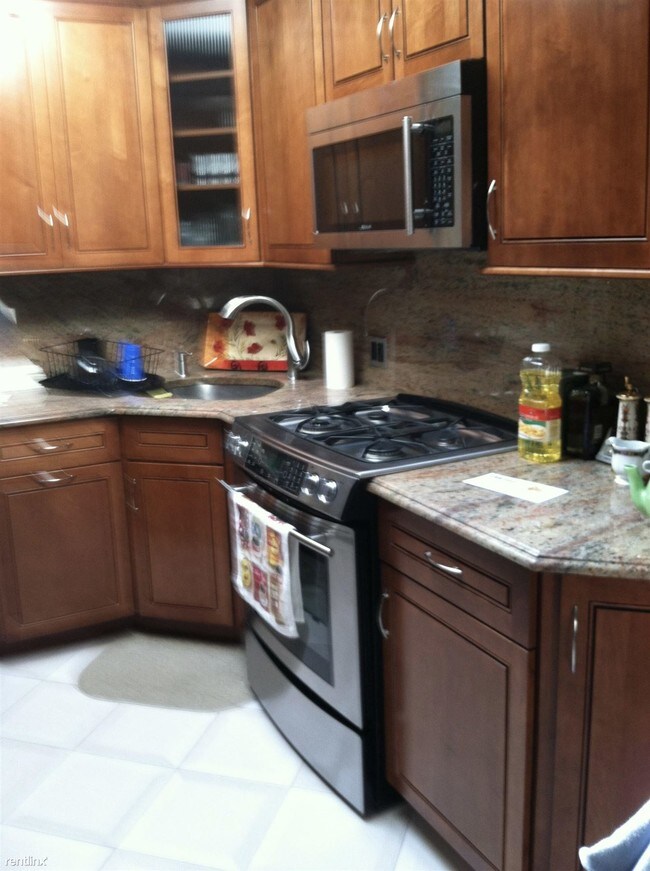 Foto del edificio - 123 Bay 41St St