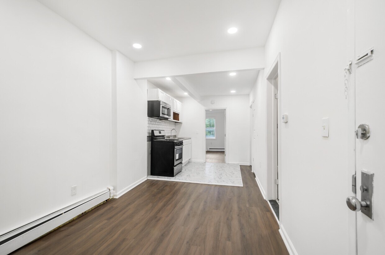 Foto principal - 2276 Atlantic Ave