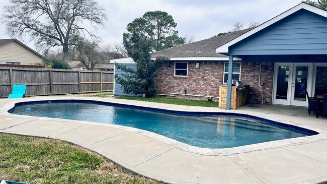 Foto del edificio - 6335 Tall Willow Dr