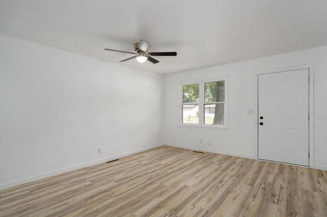 Foto del edificio - 2956 W Lynn St