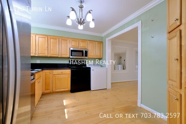 Building Photo - 14420 Turin Ln