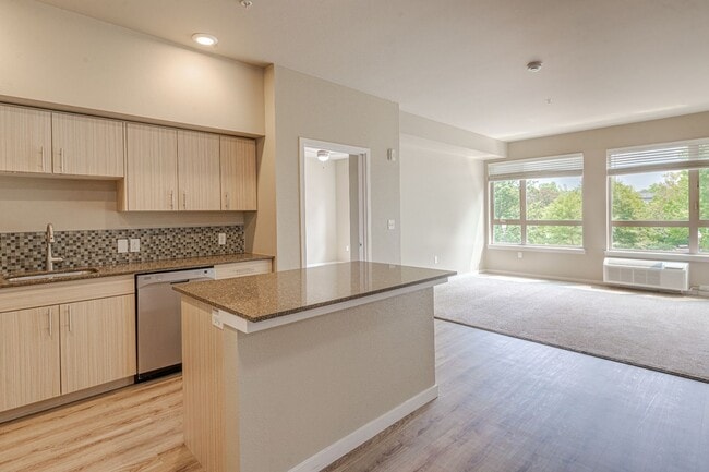 Building Photo - South Block Apartments