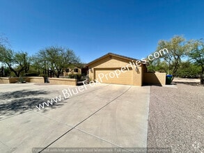 Building Photo - 4340 E Cerrada Del Charro