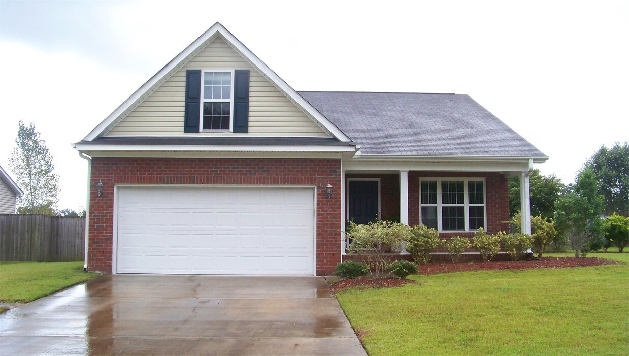 Foto principal - 104 Blackheath Dr