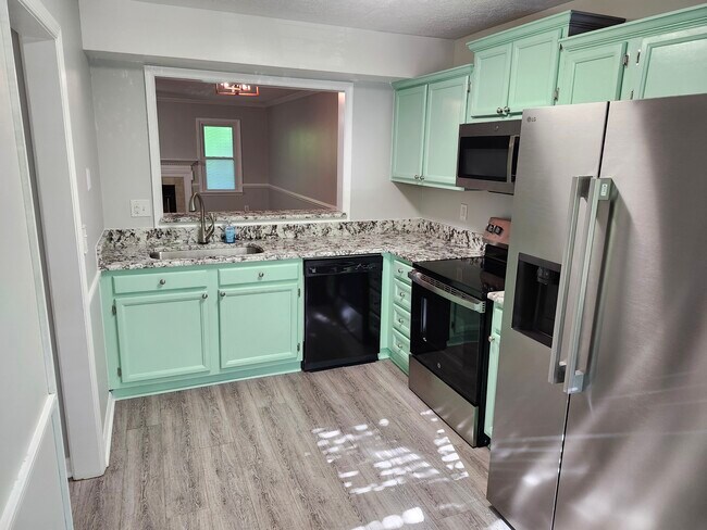 Foto del edificio - 203 Oak Hollow Ct