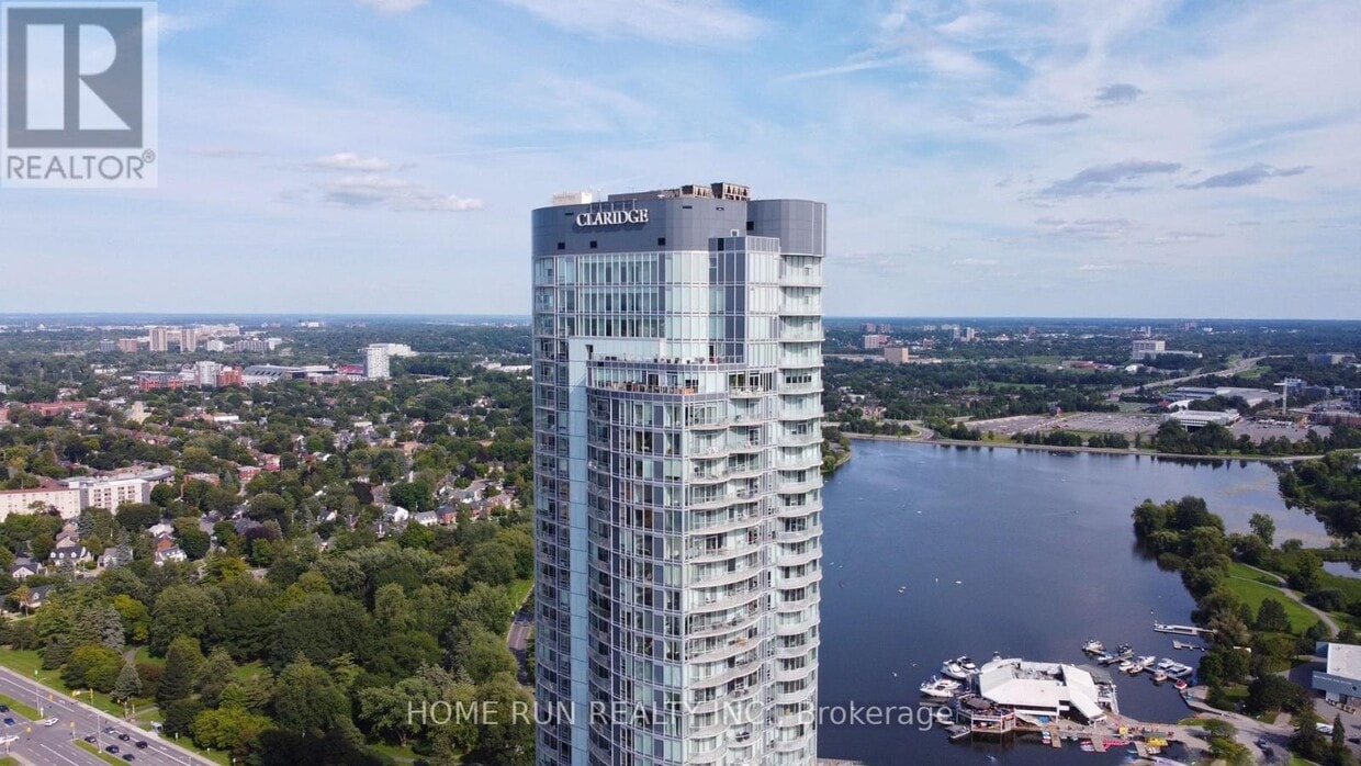 Photo principale - 805 Carling Ave