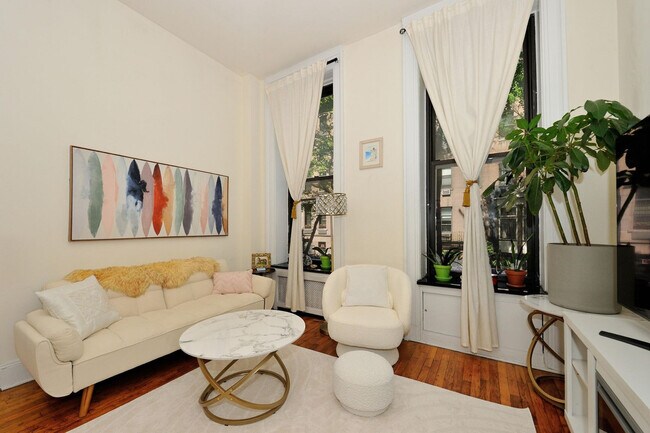 Foto del edificio - 120 E 40th St