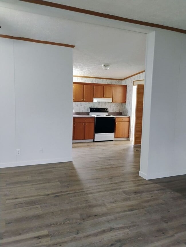 Building Photo - Gorgeous 3 Bedroom 2 Bath Home in Convenient Dawsonville Location! Move In Ready!!!!