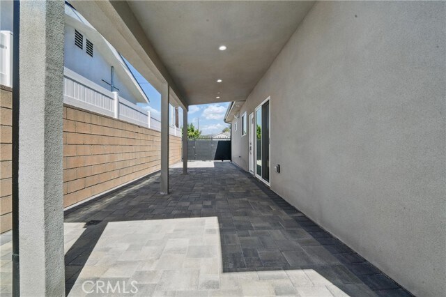 Foto del edificio - 8144 Vantage Ave