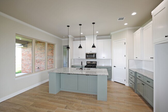 Building Photo - New Construction in Spring Canyon!