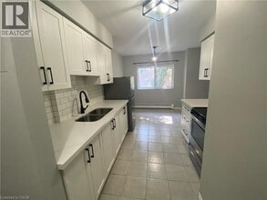 Building Photo - 163 Chandler Dr