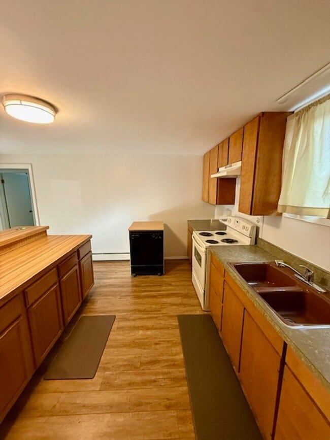 Foto del edificio - 2 Bedroom 1 Bathroom Apartment