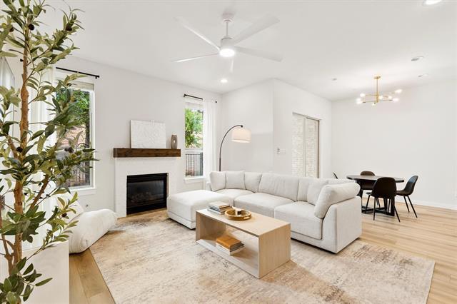 Foto del edificio - 8305 Oxalis Ln