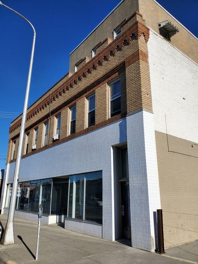 Building Photo - 3018 1st Ave N