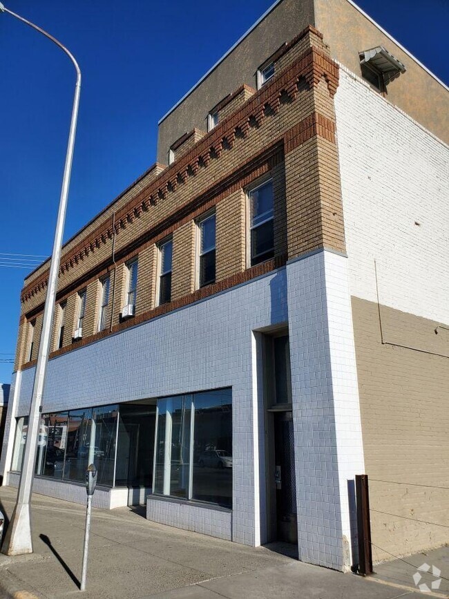 Building Photo - 3018 1st Ave N