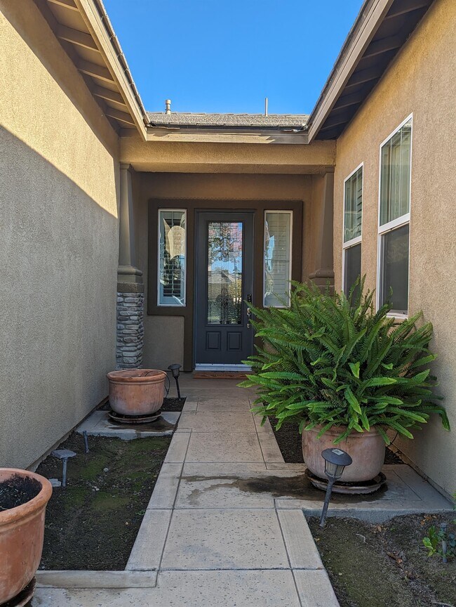 426 Spirea St, Bakersfield, CA 93314 House Rental in Bakersfield, CA