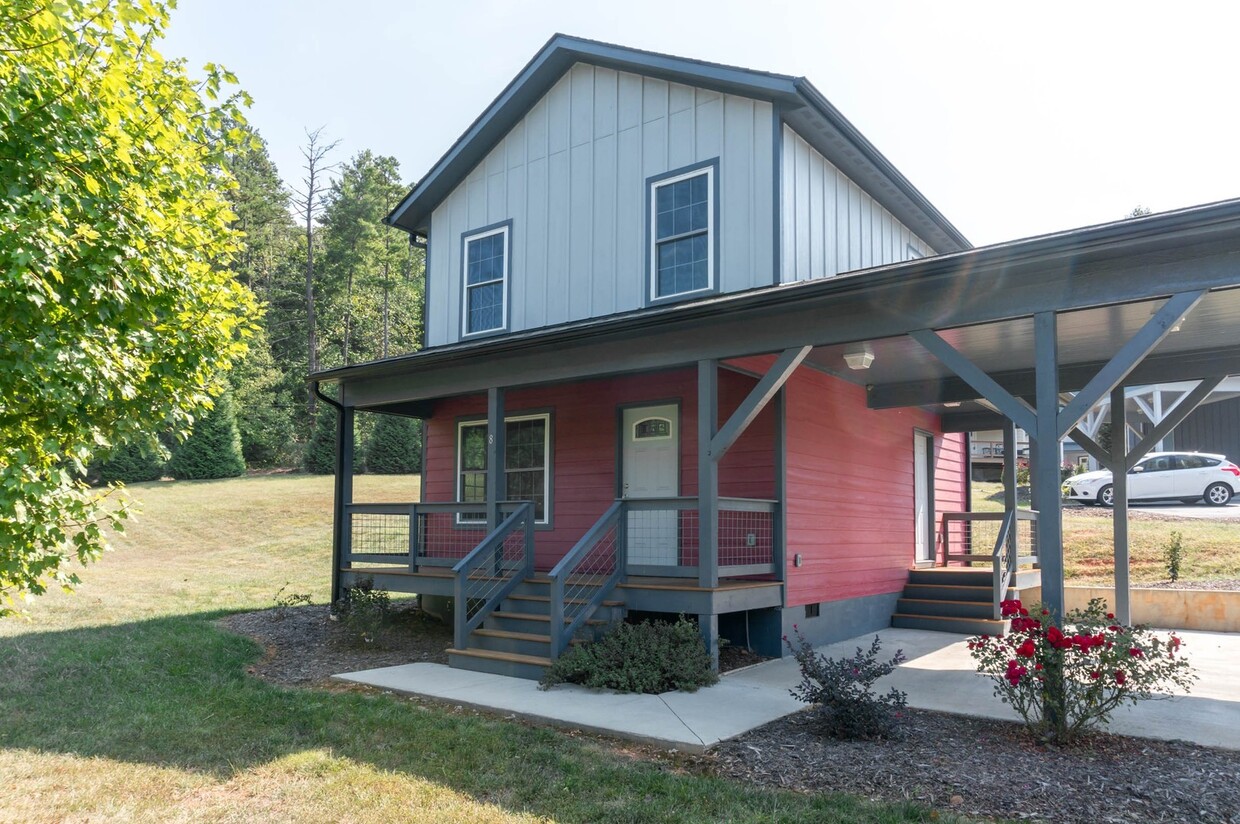 Foto principal - Charming Two-Bedroom in North Asheville